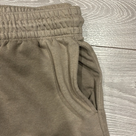 H&M Basics Brown Track Pant - Picture 6 of 10